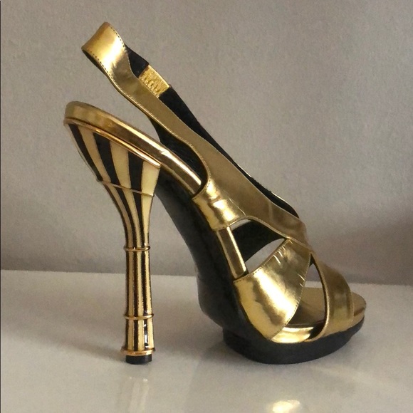 Balenciaga Jeweled Gold Shoes 38 New - Picture 1 of 5